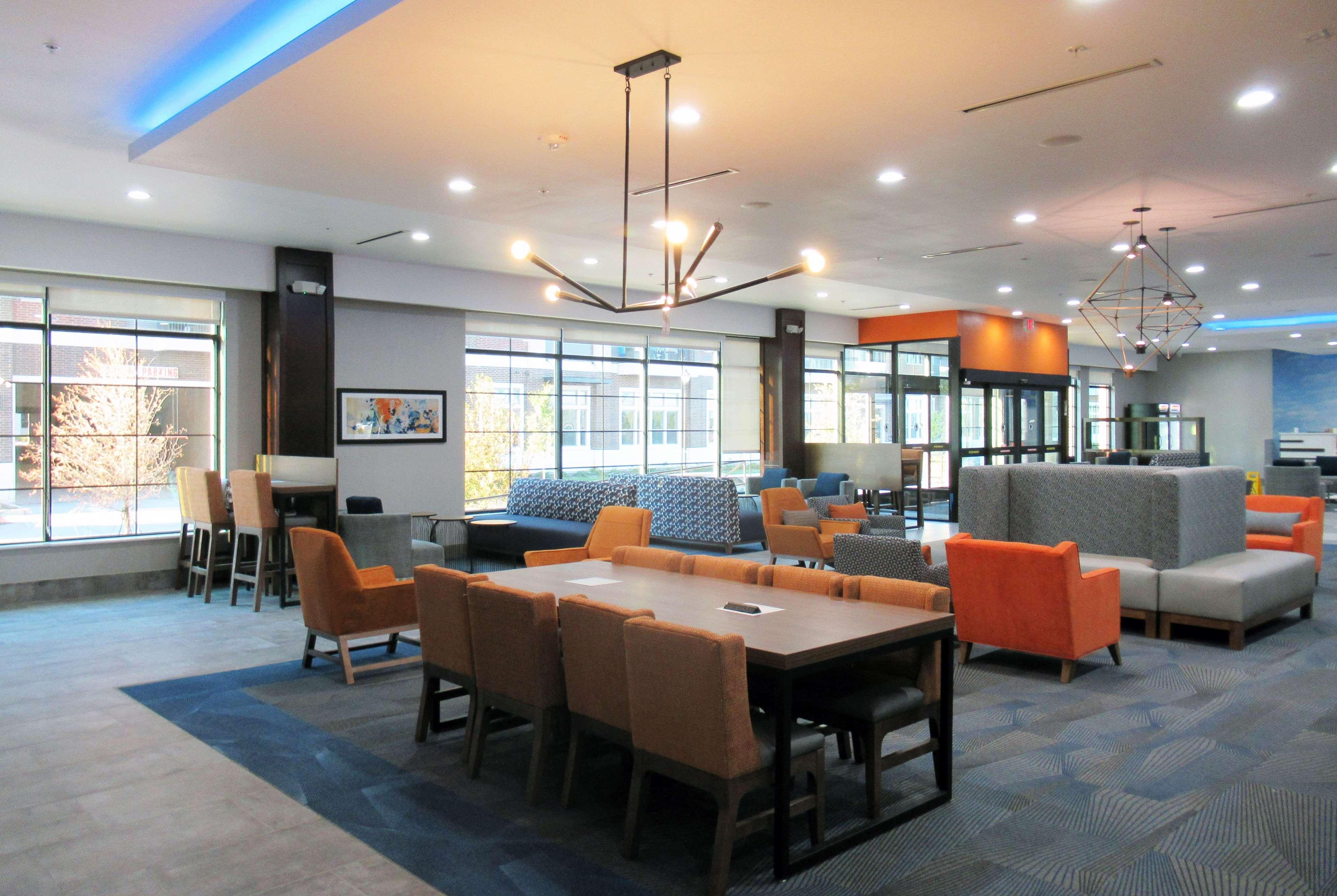 La Quinta Inn & Suites By Wyndham Dallas - Frisco Stadium מראה חיצוני תמונה