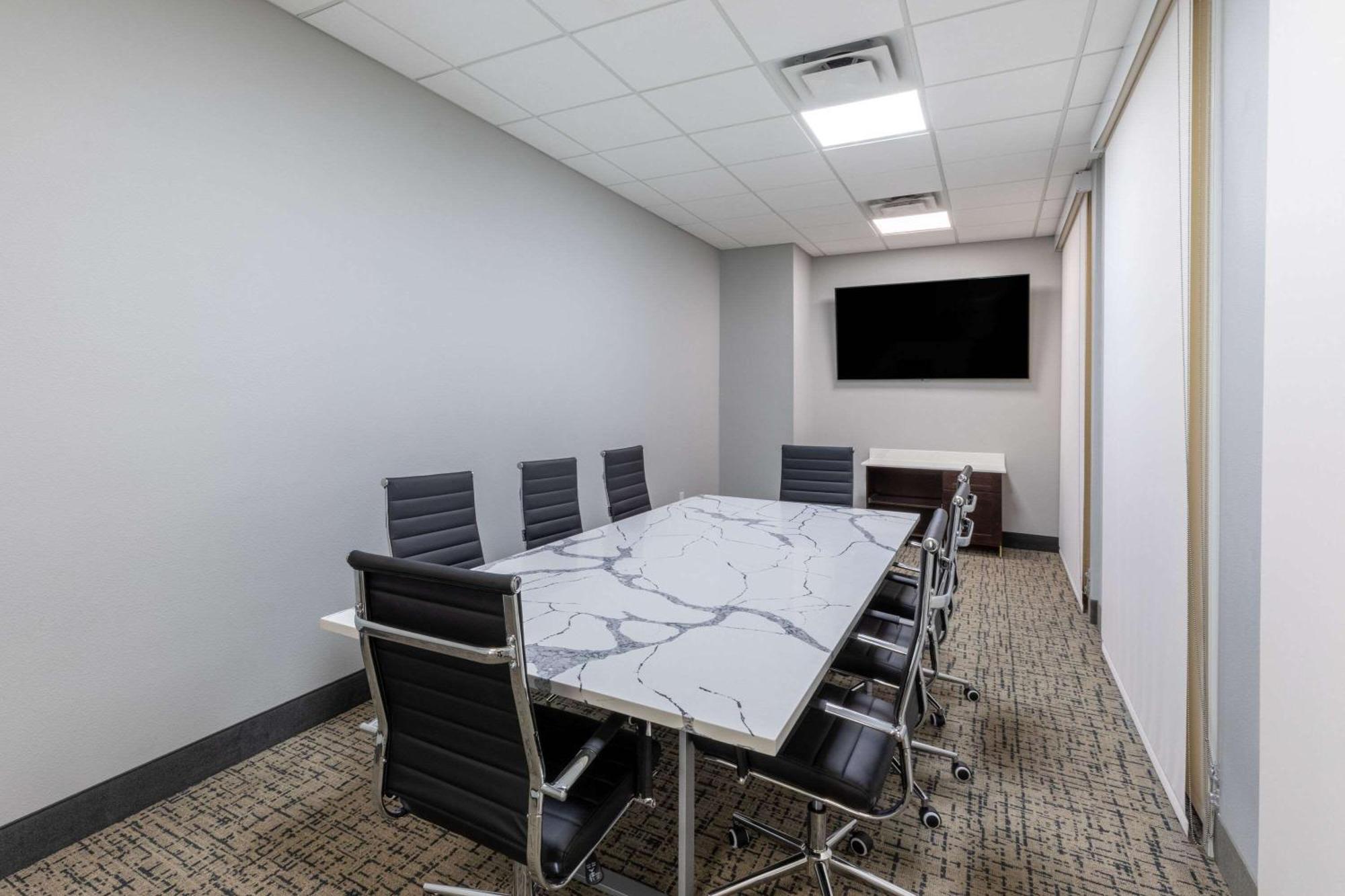 La Quinta Inn & Suites By Wyndham Dallas - Frisco Stadium מראה חיצוני תמונה
